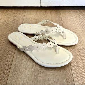 New Without Box Kate Spade Surprise Daisy Field Sandal, Size 6